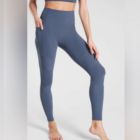 Athleta Pants - Athleta Inclination Moro Tight size S